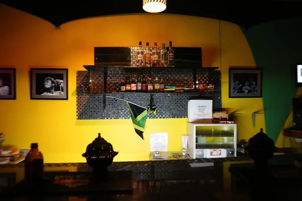 Reggae Hostel 킹스톤 자메이카