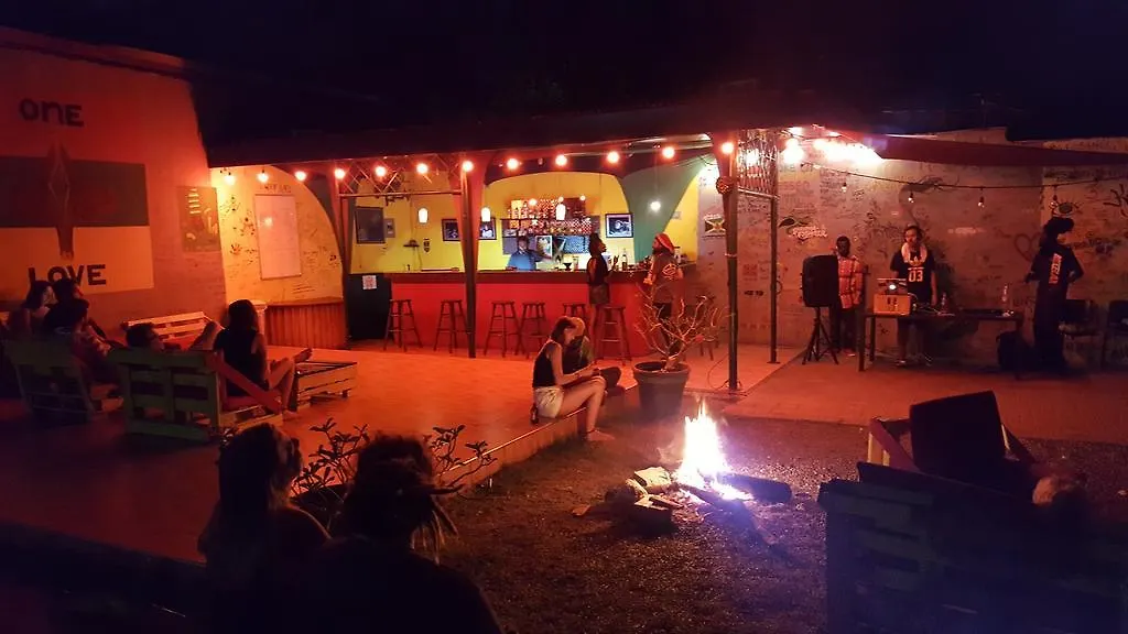 Reggae Hostel 킹스톤